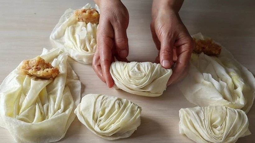 37 yıllık Sarıyer börekçisinin sırrıymış! 1 çay bardağı eklendiğinde börek çıtır çıtır oluyor - Resim: 4