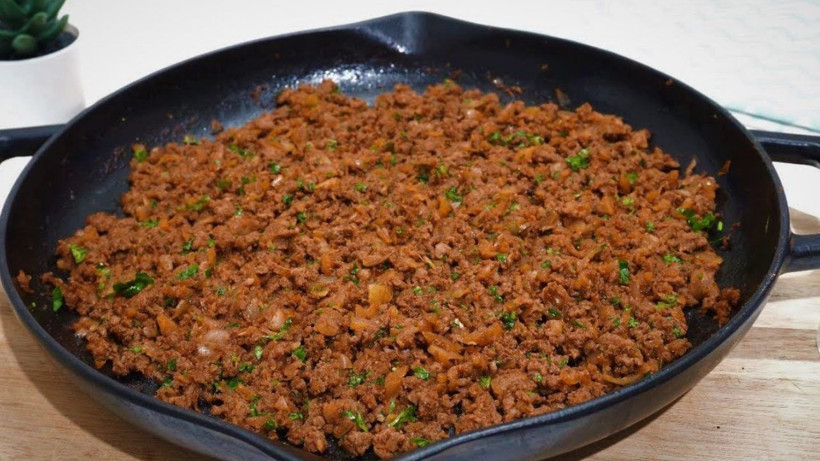 Kıyma kavururken 1 çay kaşığının ucu kadar ekleyin yetiyor! Et kararmıyor ve daha lezzetli oluyor - Resim: 2