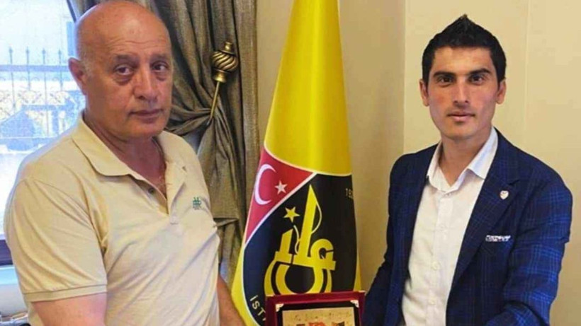 Ecmel Faik Sarıalioğlu kimdir? Talimat verdi, oyuncularını sahadan çekti... - Resim: 2