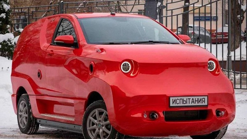 İşte lakabı 'Tesla katili' olan araç! Rusya'nın elektrikli otomobili alay konusu oldu - Resim: 1