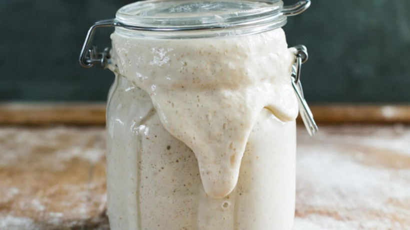 Sadece hamur işlerinde kullandık* Meğer yüze böyle sürünce mucize etkisi gösteriyormuş - Resim: 4