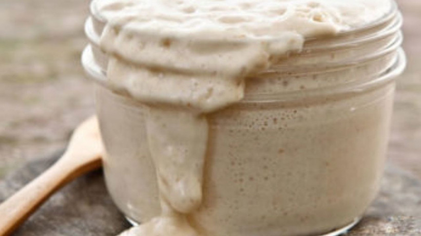 Sadece hamur işlerinde kullandık* Meğer yüze böyle sürünce mucize etkisi gösteriyormuş - Resim: 3