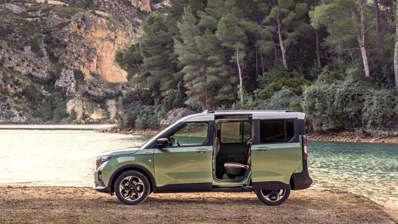 Ford Tourneo Courier fiyatında yeni yıl sürprizi; 2024 yılında liste çılgınlığı - Resim: 1