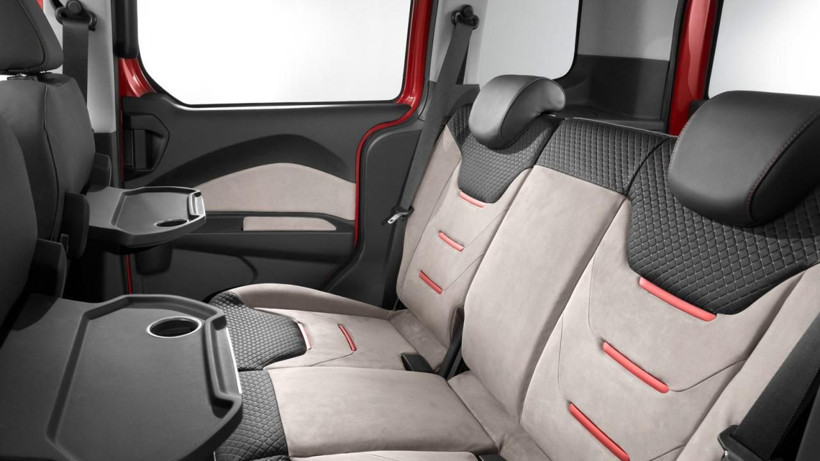 Ford Tourneo Courier fiyatında yeni yıl sürprizi; 2024 yılında liste çılgınlığı - Resim: 3