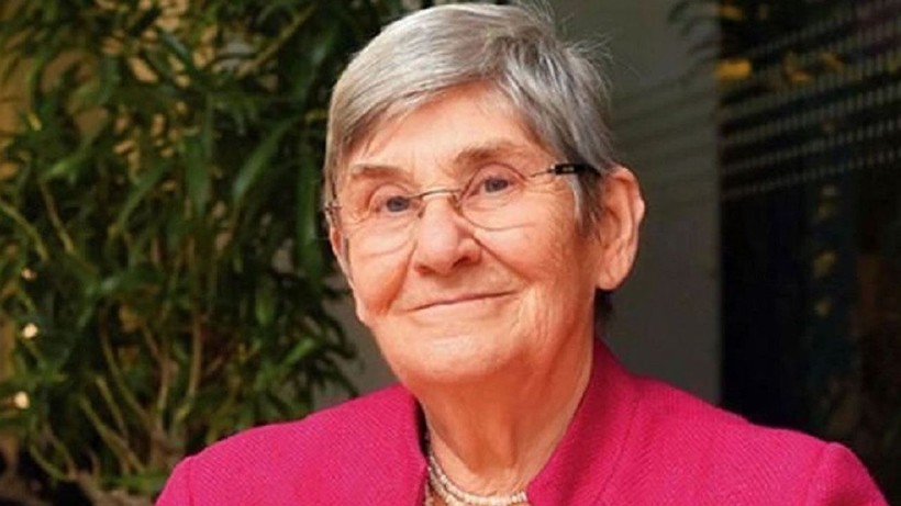 Canan Karatay önerdi ortalık yıkıldı; Her gün yüzünüze sürün, cildiniz mermer gibi olacak - Resim: 4