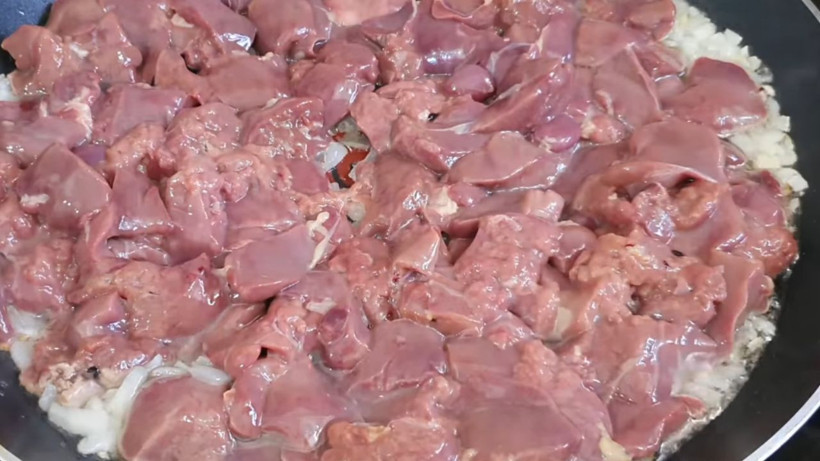 Ciğeri lokum gibi pişirme tüyosu- asla kurumuyor ve sulu kalıyor - Resim: 4