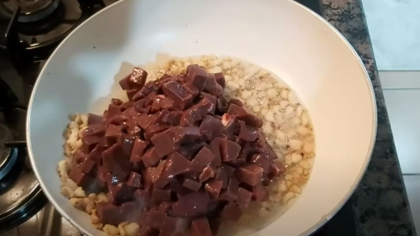 Ciğere lezzet katıyor ve kuru olmasını önlüyor. Kadınlar Pazarı ustası önerdi - Resim: 2