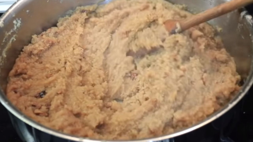 Tam kıvamında pamuk irmik helvanın sırrı* Antakya usulü olması için tencereye ekleyin - Resim: 4