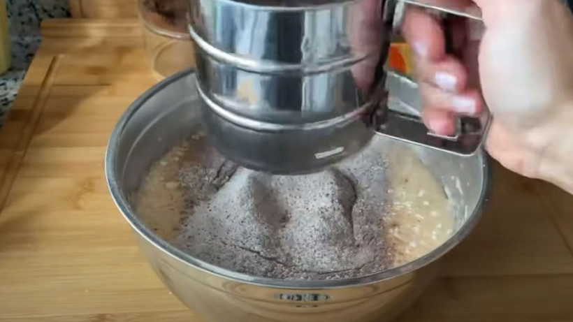 Belçika muhallebisine taş çıkarıyor; Ağlayan kek yaparken sosa eklemelisiniz - Resim: 3