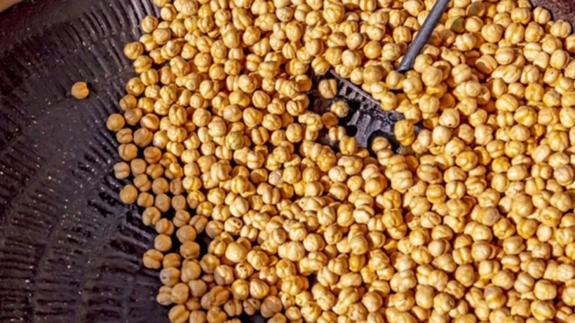 Tesadüfen keşfetti, istenmeyen tüylerine veda etti! Evde nohut varsa hemen bu kürü yapın. - Resim: 4