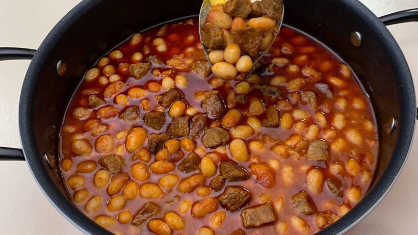 Kuru fasulye pişirirken 1-2 damla ekleyin yetiyor! Asla dağılmıyor ve kabuklanmıyor - Resim: 1