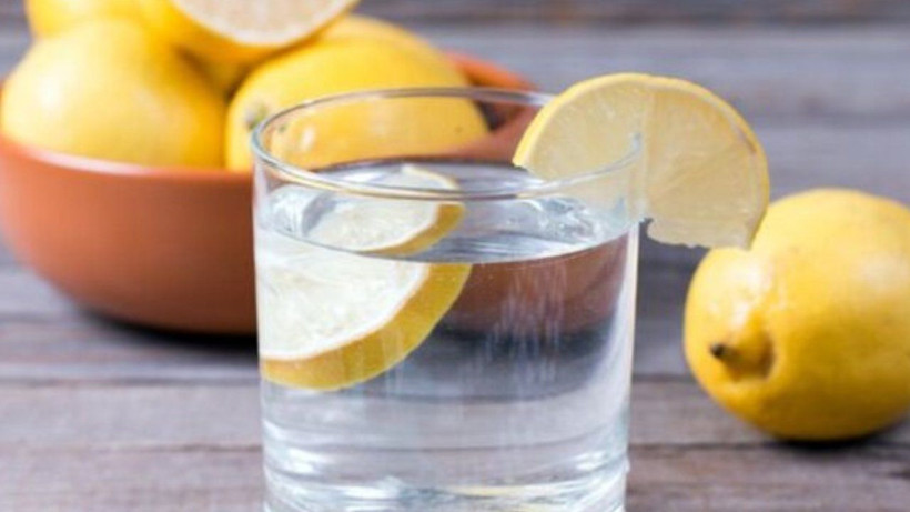 Canan Karatay önerdiğinde burun kıvırmıştık. Limonlu su bakın ne işe yarıyormuş... - Resim: 1