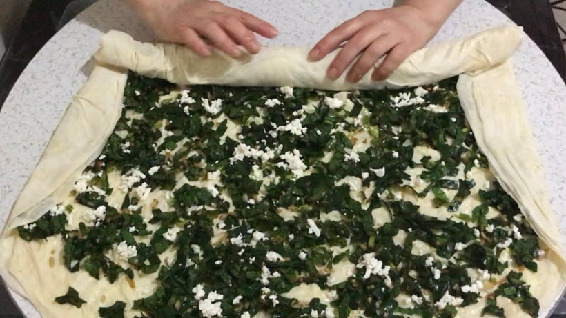 1 su bardağı kadar eklendiğinde börek daha iyi pişiyor! Börekçilerin uyguladığı yöntemmiş - Resim: 4