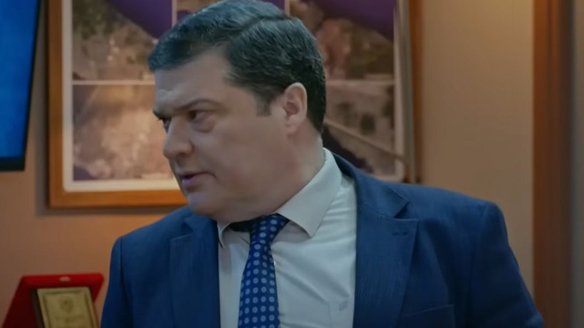 Güzel oyuncu yeniden Arka Sokaklar dizisinde; İzleyiciyi şaşkına çeviren sahne gösterildi - Resim: 3