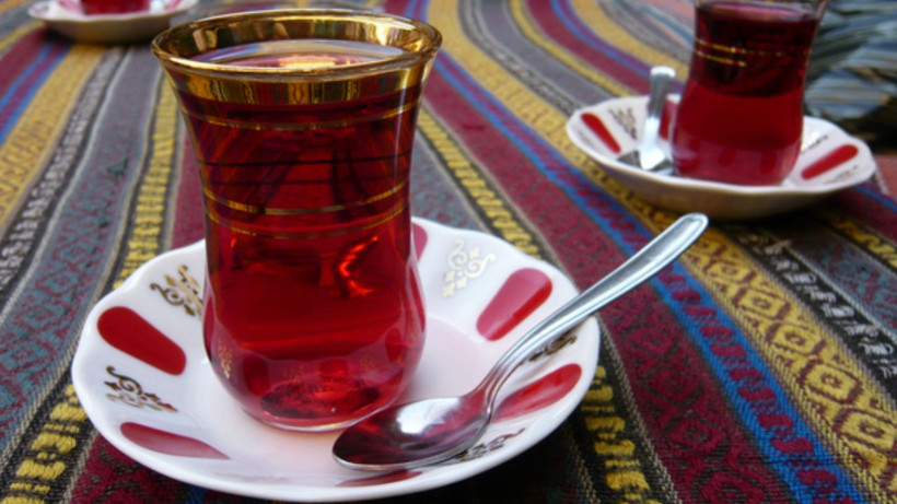 Çay tabağındaki hileyi kimse bilmiyor- Meğer çayda bu etkiyi bırakıyormuş - Resim: 2