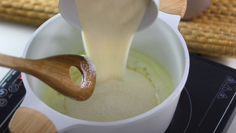 İpeğimsi irmik helvasının tek tüyosu; Helvacılar bile tarifi soruyor - Resim: 1