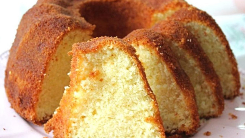 Kek kalıbına 2 yemek kaşığı kadar sürün kek çökmüyor ve dibine asla yapışmıyor - Resim: 2