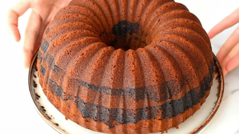 Kek kalıbına 2 yemek kaşığı kadar sürün kek çökmüyor ve dibine asla yapışmıyor - Resim: 3