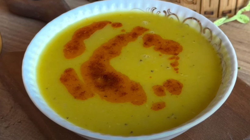 Sırrı falan yokmuş - Lokanta usulü mercimek çorbası için tencereye eklemelisiniz - Resim: 1