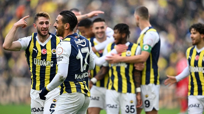 Fenerbahçe'den deprem gibi Edin Dzeko kararı; Yaptığı hareket çok pahalıya patladı - Resim: 1