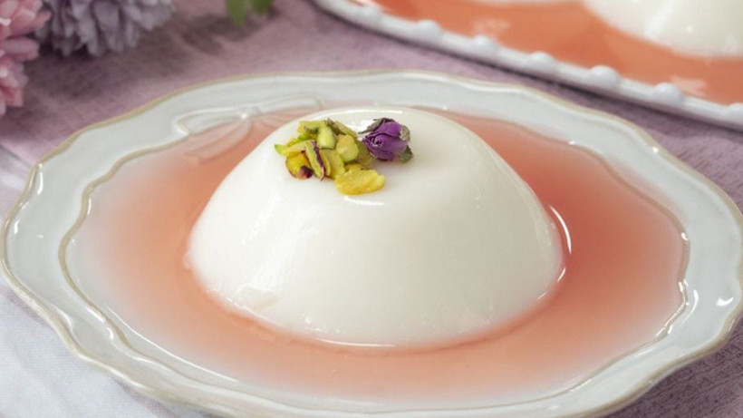 Su muhallebisi meğer bu kadar kolaymış; Yarım su bardağı eklemek yetiyor - Resim: 4