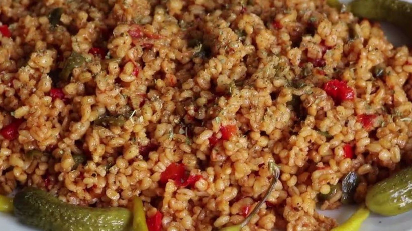 Meyhane pilavına 1 tatlı kaşığı eklemelisiniz- Hem lezzeti hem de besin değeri artıyor - Resim: 2