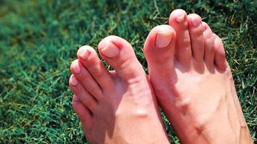 Ayak kokusunu kökten bitiriyor; Anında etki eden mucize karışım - Resim: 1