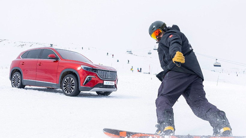 TOGG T10X kar ve buz dinlemedi! Erciyes Kayak Merkezi'nde deneyimlendi - Resim: 2