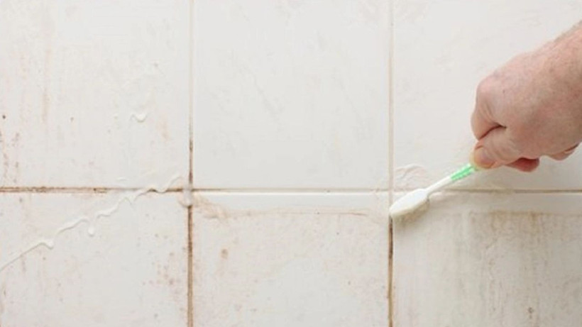 Derzleri dökmeden fayans aralarını parlatma yöntemi- Çamaşır suyuna gerek kalmıyor. - Resim: 1