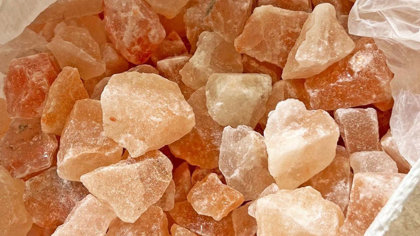 Çay kaşığının ucuyla 1 litrelik suya ekleyin ve için; Ödem ve fazla kiloları atıyor - Resim: 3