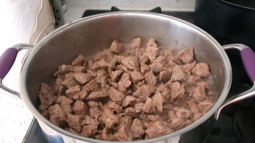 Kırmızı et kavururken bunları yapmıyorsanız lezzeti unutun! 45 yıllık aşçının pişirme tüyosu - Resim: 4