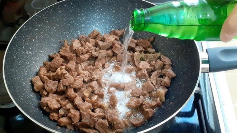 Kırmızı et kavururken bunları yapmıyorsanız lezzeti unutun! 45 yıllık aşçının pişirme tüyosu - Resim: 2