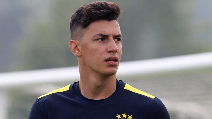 Zehra Güneş yeni aşka yelken açtı! İşte güzel voleybolcunun yeni sevgilisi - Resim: 3