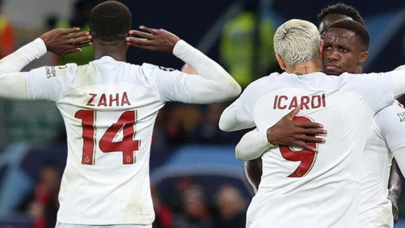 Derbi öncesi Galatasaray’da büyük şok! Takım ikiye bölündü; İki yıldız birbirlerinin yüzüne bile bakmıyor… - Resim: 2