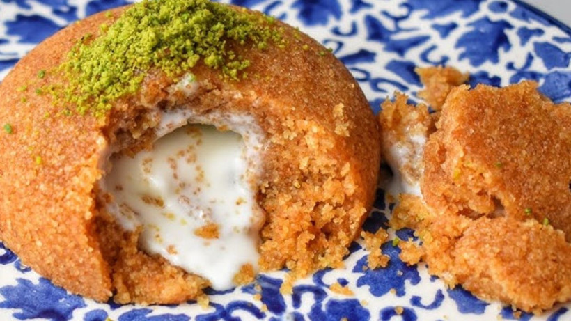 İrmik helvasına kıvam veren malzeme- 1 çay bardağı ekleyin. Kıvamı zerre şaşmıyor - Resim: 2