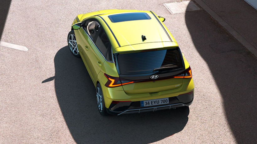 Yenilenen Hyundai i20 Mart’ta geliyor; Fiyatlar dibin dibini gördü… - Resim: 1