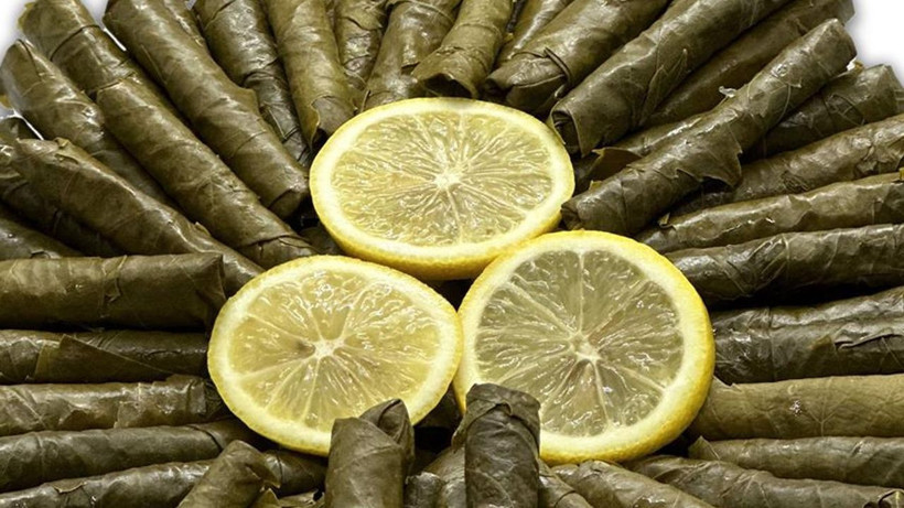 Yaprak sarma hazırlarken bunu yapmayın! Sert yapraklar yumuşacık olsun - Resim: 3