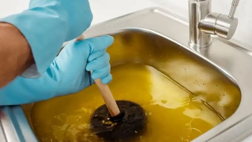 Tıkanan lavabolar için bu yöntemi deneyin; Yıllarca yanlış yöntem kullanılmış - Resim: 2