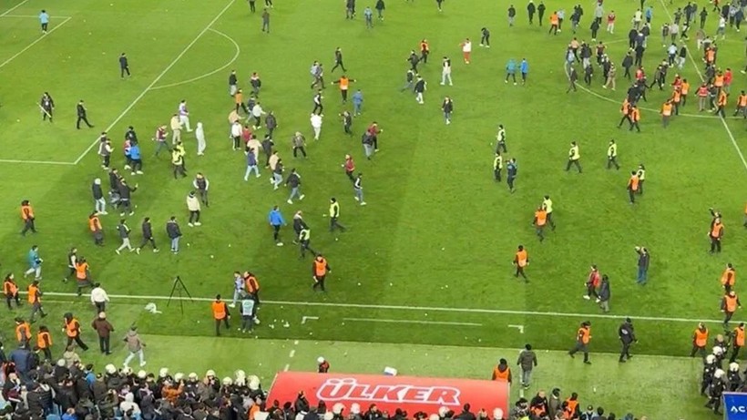Süper Lig'de takımların sırası tamamen değişiyor; Fenerbahçe'den ortalığı karıştıran karar - Resim: 2
