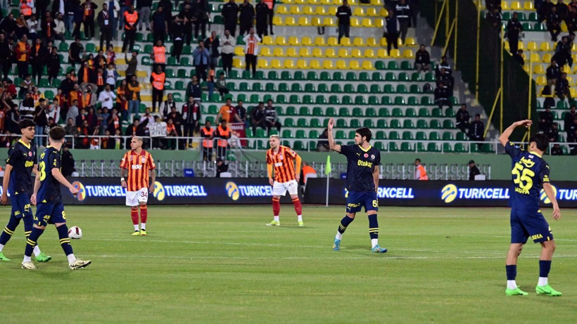 Süper Lig devi Fenerbahçe’ye olay yaratacak ceza; Sıralama tamamen değişecek - Resim: 1