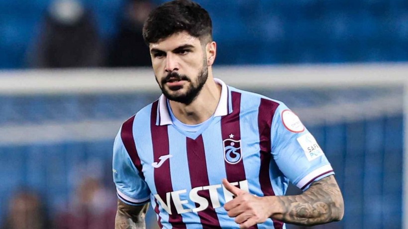 Trabzonspor'un genç yıldızı ile yollar ayrıldı; Taraftar bile bu vedayı düşünmemişti - Resim: 4