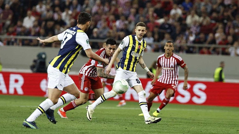 Fenerbahçe’de liderliğin bileti o isme kesildi; Ayrılık kararı taraftarı hayrete düşürdü - Resim: 4