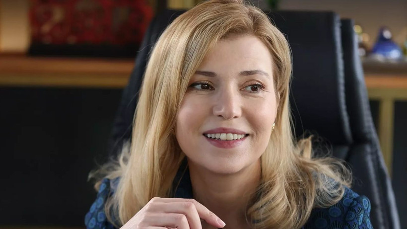 İnci Taneleri dizisinde Hazar Ergüçlü dönemi bitti; Kimsenin beklemediği değişiklik yapıldı - Resim: 1