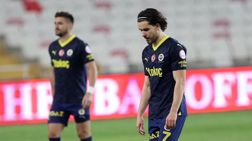 Fenerbahçe’de beklenmeyen Ersun Yanal hamlesi; Samandıra’da kritik karar verildi - Resim: 3