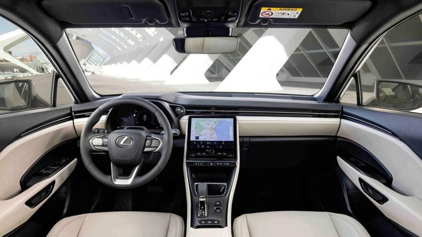 Lexus Türkiye, yeni SUV modeli LBX'i tanıttı - Herkes fiyatını merak ediyordu! Büyük sürpriz - Resim: 1