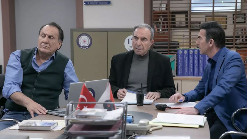 Arka Sokaklar'ı izleyenler bir şok daha yaşadı; Efsane ismin gelmesi de yetmedi - Resim: 1