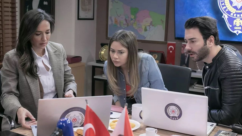 Arka Sokaklar'ı izleyenler bir şok daha yaşadı; Efsane ismin gelmesi de yetmedi - Resim: 2