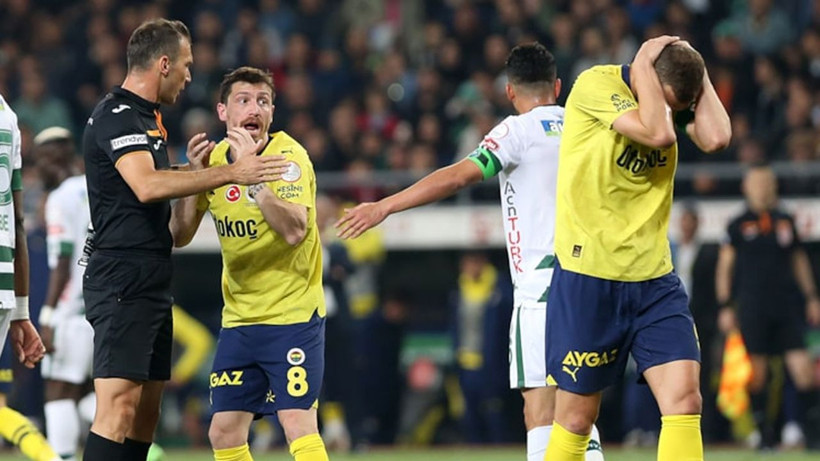 Kriz! Edin Dzeko takım arkadaşları ile vedalaştı - Depremin perde arkasında ayrılık varmış - Resim: 3