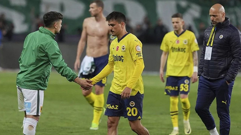 Kriz! Edin Dzeko takım arkadaşları ile vedalaştı - Depremin perde arkasında ayrılık varmış - Resim: 4