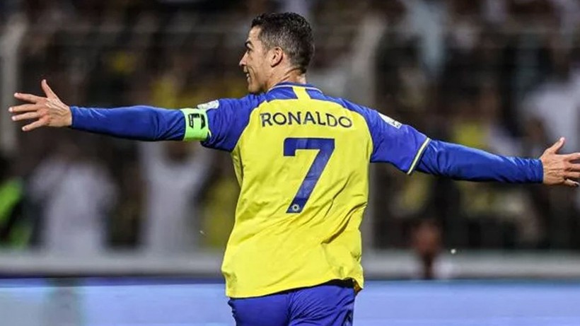 Süper Lig Cristiano Ronaldo haberiyle çalkalanıyor; Fenerbahçe maçında tribünde olacak - Resim: 1